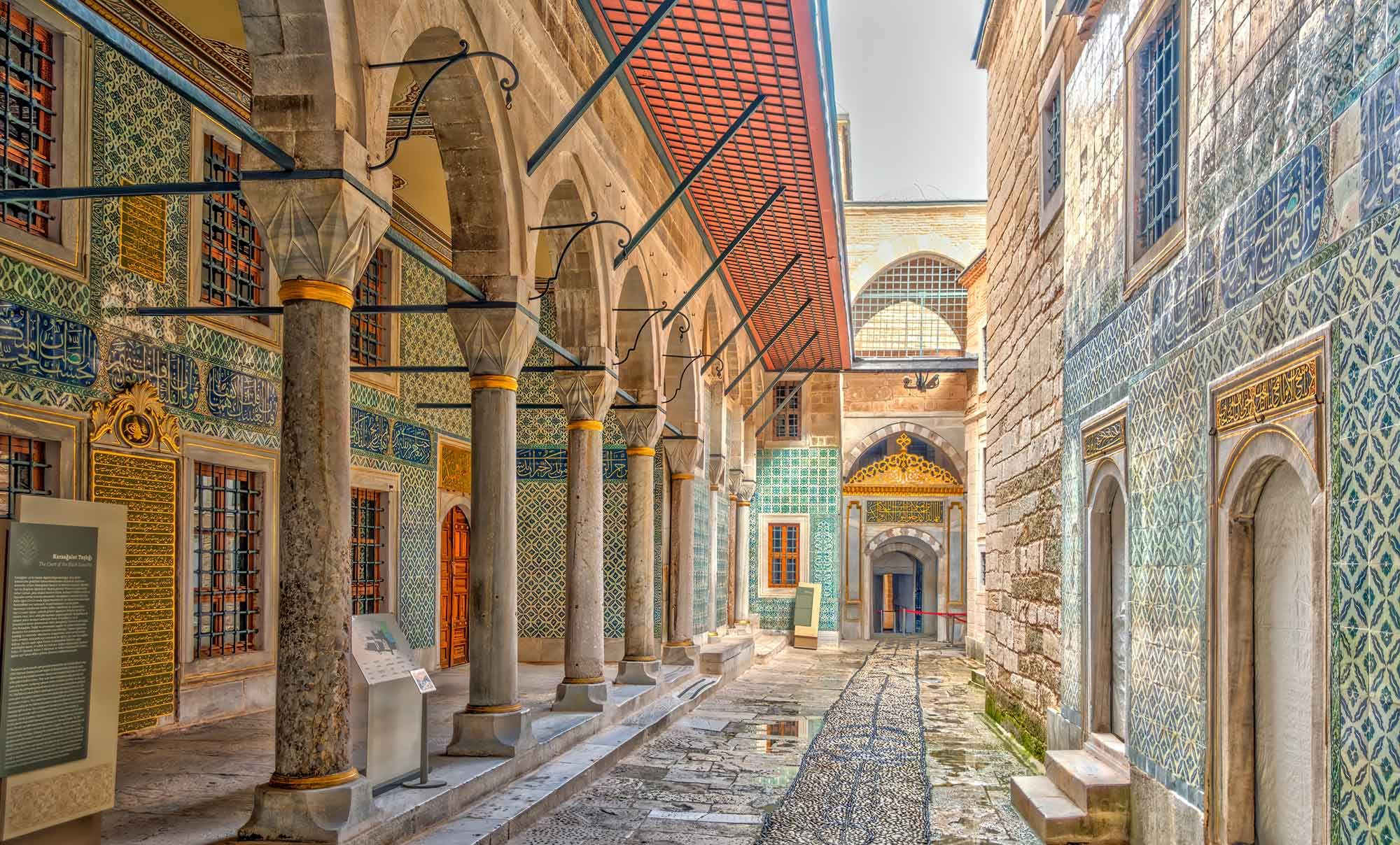 Estambul - Descubre Santa Sofia##Descubre la Mezquita Azul##Descubre el Gran Bazar